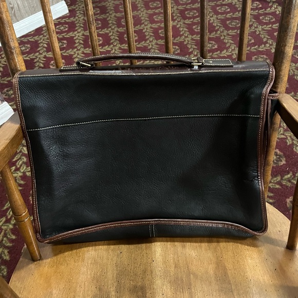 Vintage Roots Leather Briefcase - Picture 2 of 4